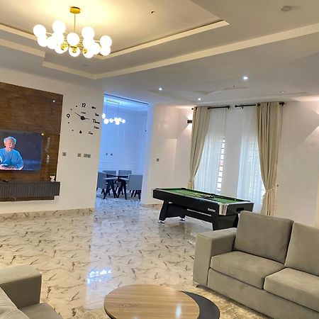 Luxe Haven Lekki Appartement Buitenkant foto