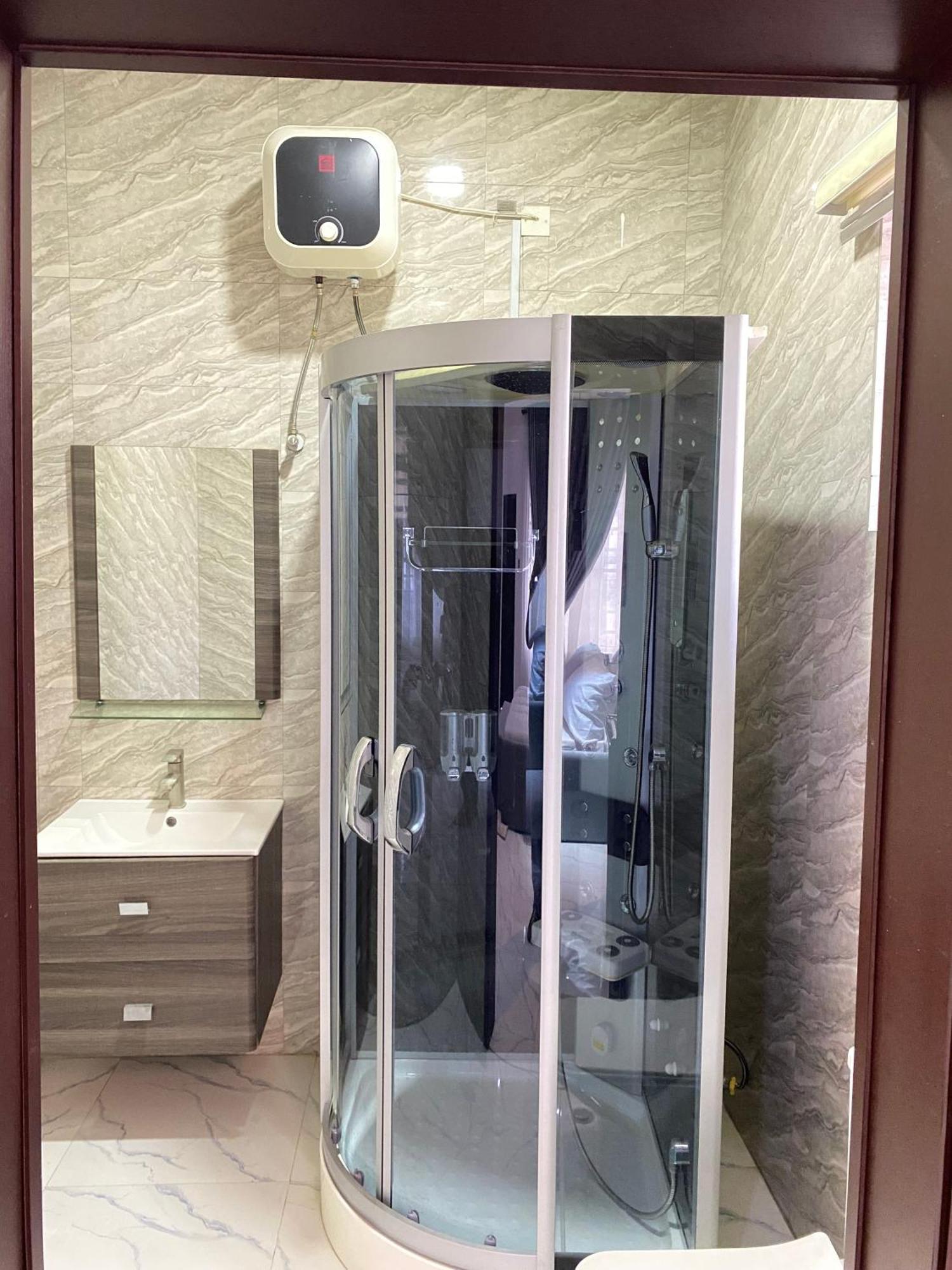 Luxe Haven Lekki Appartement Buitenkant foto